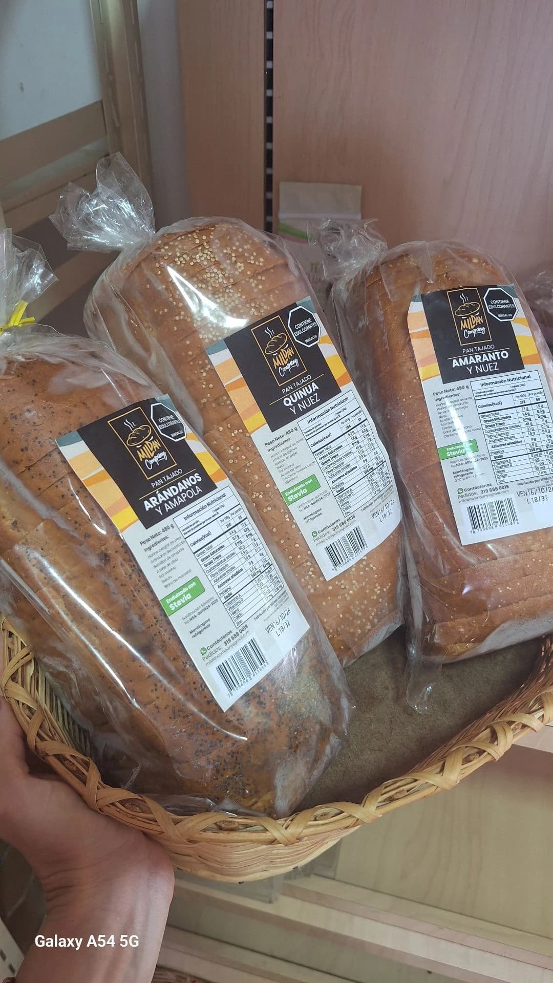 Pan tajado de quinua nuez Mildan